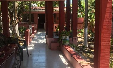 CASA Y AMPLIO TERRENO EN VENTA. SABANCUY, CARMEN, CAMPECHE
