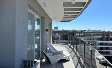 Excelente  3 ambientes a estrenar, amoblado full con balcón terraza /parrilla