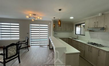 Casa en Venta en Hacienda la Esmeralda, Sector las Rastras
