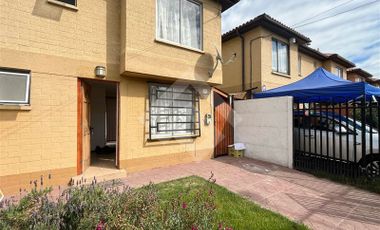 Casa en Arriendo en Baquedano/ Condominio Cerro Ayquena