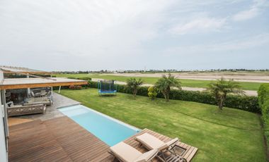 EXCLUSIVA CASA DE PLAYA 5 DORMS EN VENTA EN ASIA GOLF CLUB