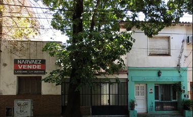 Casa a REFACCIONAR en Venta - 211 m2 - San Isidro Centro
