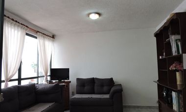 Casa en venta en Flor de María, en Av de las Flores, junto a Tlacopac