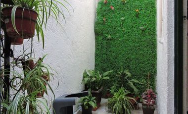 Casa en venta en Flor de María, en Av de las Flores, junto a Tlacopac