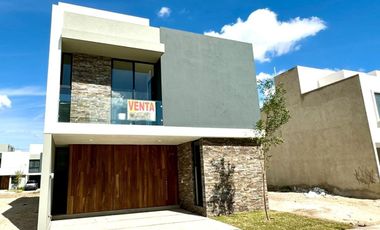 Casa nueva en venta en solares coto Altanza