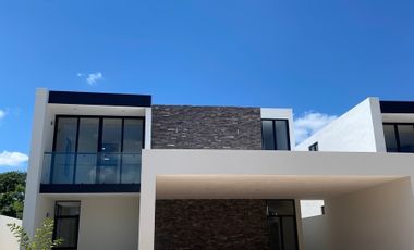Casa en venta de 4 habitaciones en Cholul Yucatan zona Norte