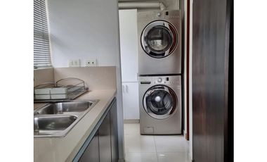 Apartamento Amoblado sector Tesoro