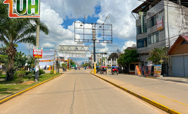 00587 - VENTA HOSPEDAJE  YARINACOCHA - ZONA COMERCIAL - AC 950 M2.