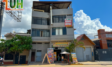 00587 - VENTA HOSPEDAJE  YARINACOCHA - ZONA COMERCIAL - AC 950 M2.
