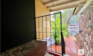 VENTA CASA EN EL CANGREJO A PASOS DE VIA ARGENTINA (4)