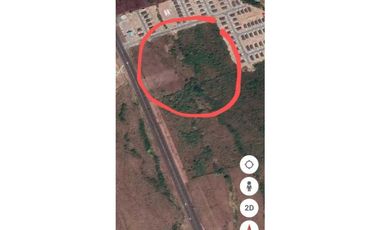 VENDO FINCA DE 2.6 HECTAREAS VIA PRINCIPAL