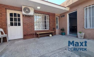 Casa en venta en Bernal Oeste