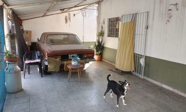 Casa en venta en Moron Sur