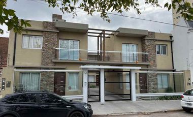 Duplex en venta en Bernal Centro