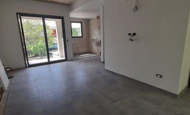 Departamento en venta en Florencio Varela Oeste