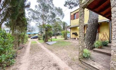 Casa en venta en Villa Gesell