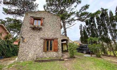Casa en venta en Villa Gesell