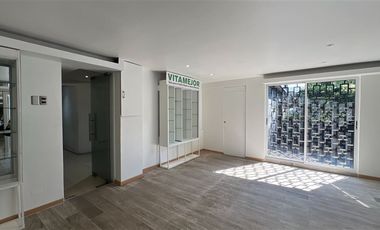 Local Comercial en Venta en Embajador Doussinague / Los Cobres de Vitacura