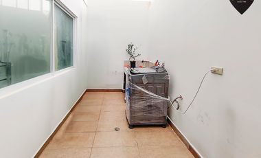 Casa de venta en Vergeles de Charasol – código:21102