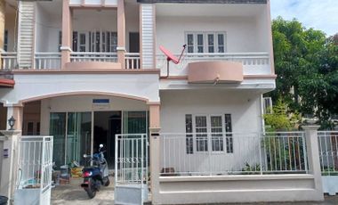 3 Bedroom Townhouse for rent at Tarn Tong Villa
