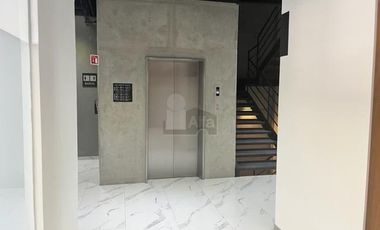 Venta Oficina a unos pasos de Los Arcos