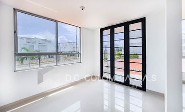 VENTA de CASAS en LA MESA