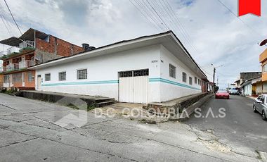 VENTA de CASAS en LA MESA