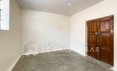 VENTA de CASAS en LA MESA