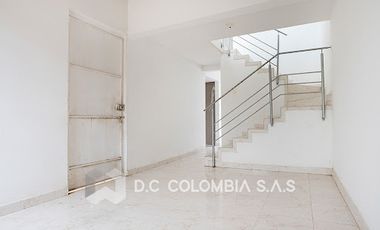 VENTA de CASAS en SAN CAYETANO