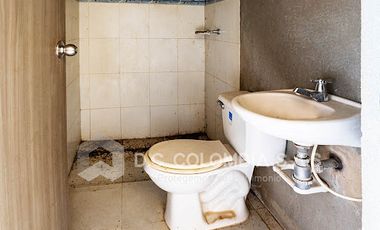 VENTA de CASAS en SAN CAYETANO