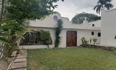 Casa en Itzimna, Mérida en venta, de una planta.