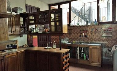Hermosa casa con amplio terreno, excelente ubicación,  La R