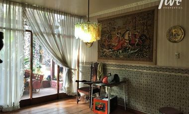 Hermosa casa con amplio terreno, excelente ubicación,  La R