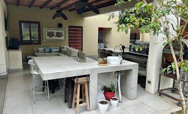 Casa mediterránea, Los Bosques, Chicureo