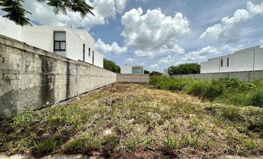 Terreno en venta en privada Arborea, Conkal, Yucatán.