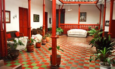Casa Lote en todo el parque de Amaga