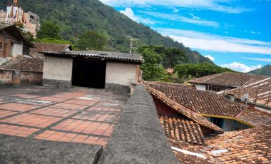 Casa Lote en todo el parque de Amaga