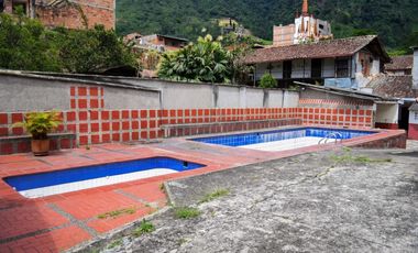 Casa Lote en todo el parque de Amaga