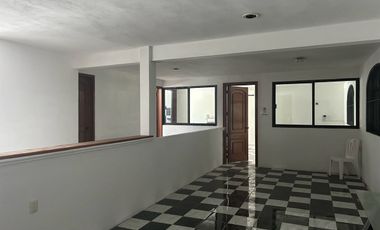 Bodega con cuartos fríos
