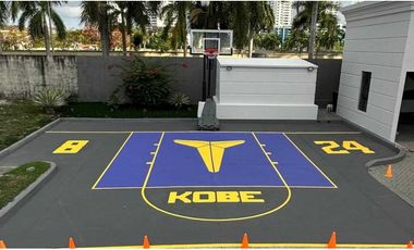 MANSION CON PISCINA EN COSTA DEL ESTE 5 RECAMARAS 1200M2