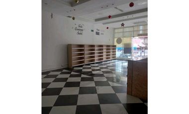 ALQUILER LOCAL SAN FRANCISCO PLAZA 75 106 M2