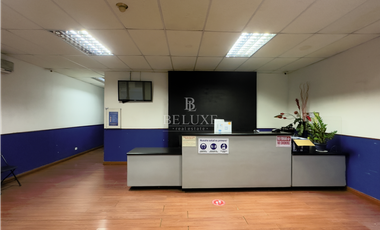 VENDO LOCAL COMERCIAL CON BODEGA PROPIA EN PLAZA CONQUISTADOR (5)