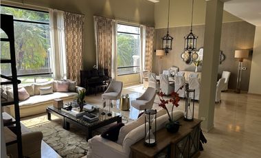 Mansion en Clayton