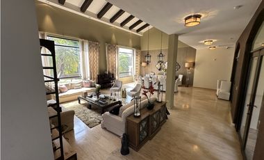 Mansion en Clayton