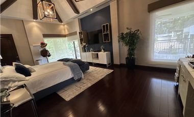 Mansion en Clayton