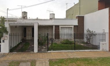 Casa  en Venta Ramos Mejia / La Matanza (A004 4525)