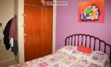 Casa  en Venta Villa Sarmiento / Moron (A120 3644)