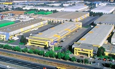 Industrial en Arriendo en Av. Cañaveral // Panamericana Norte // Av el Juncal