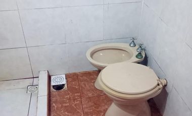 Se alquila departamento
