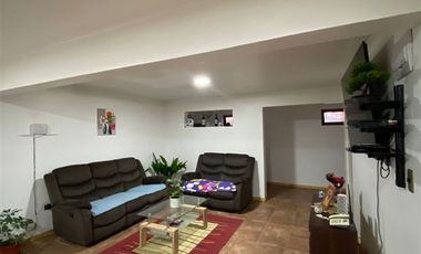 Casa en Venta en Los Niches, Curico.
